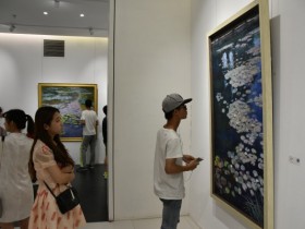 “万物有灵——唐寅油画展”开幕式在烟台美术博物馆举行