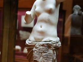 穿越在帕提亚公主Rodoguna与僧人安世高之间